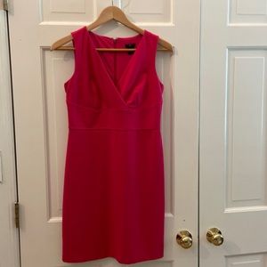 Ann Taylor fusia great summer dress